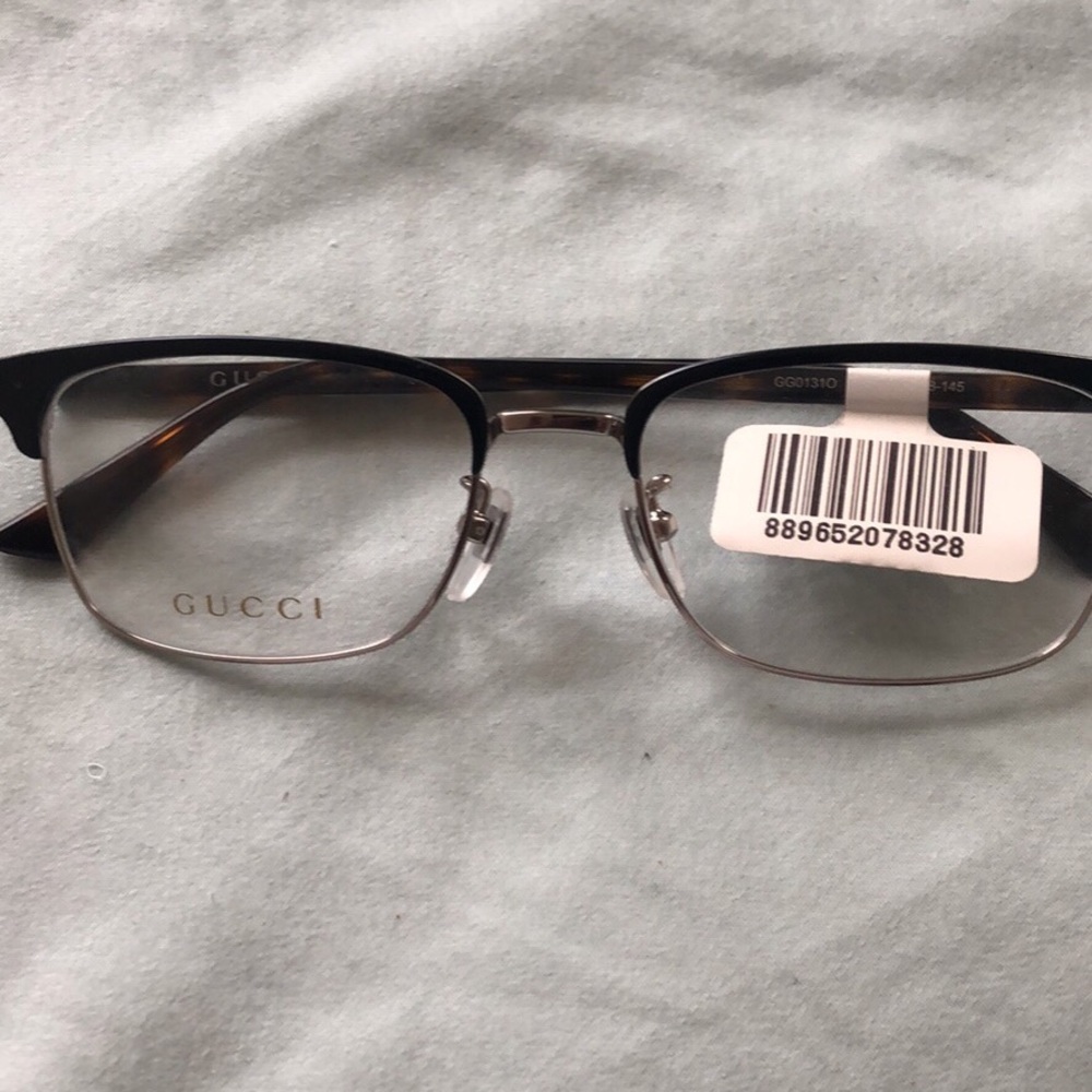 Gucci eye wear